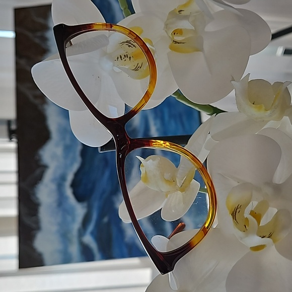 SALE Vince Camuto frames V0081 HNF CE. Prescription eyeglass frames - Picture 4 of 13